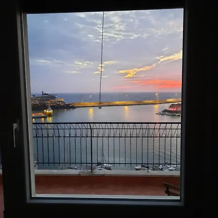 Mare Fuori * شيفيتافيكْيا